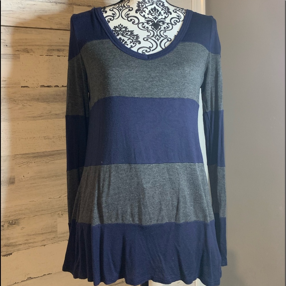 Long sleeve top